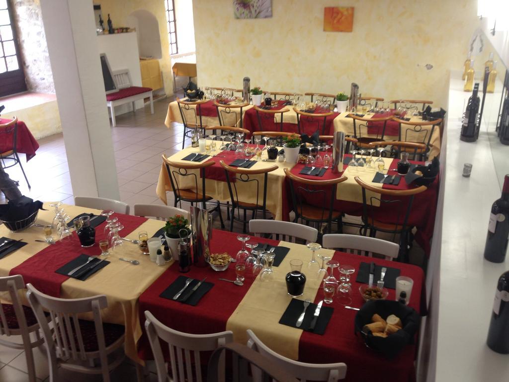 Le Moulin De Sournia Hotel Bilik gambar